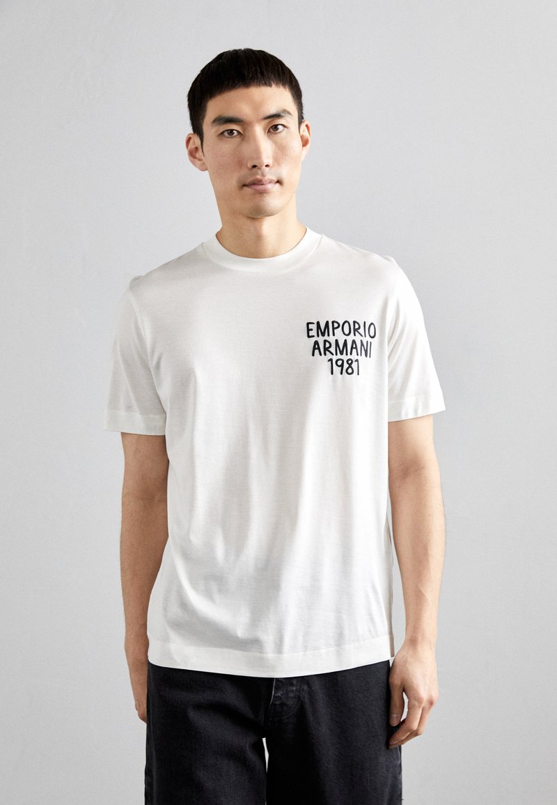 Emporio Armani Print T-shirt - chain vanilla
