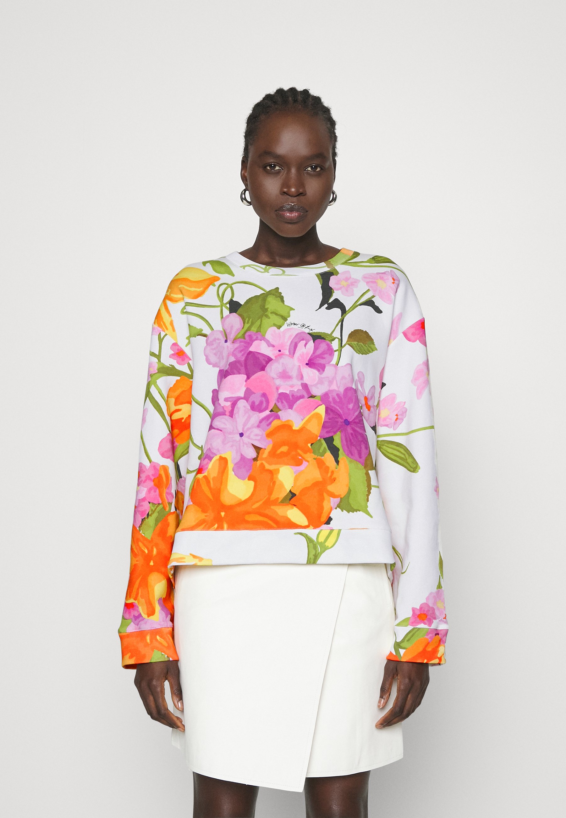 boxy crew neck sweater