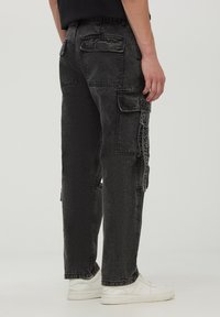 Terranova CON LACCI - Pantaloni cargo - nero denim