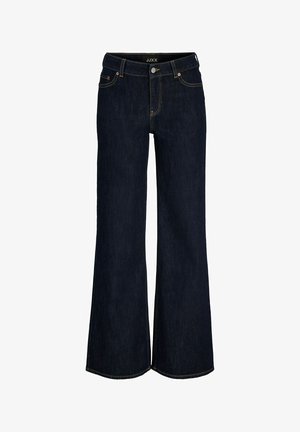 Jean en denim bleu foncé avec taille haute, fermeture par bouton et zip, poches avant et légère évasée aux jambes.