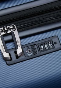 Delsey Paris AIR ARMOUR 4 ROLLEN 3-TEILIG 3 PACK - Trolley - nachtblau