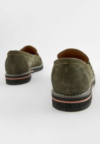 Next FOREVER COMFORT CHUNKY LOAFERS STANDARD - Chaussons - khaki green