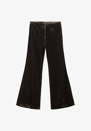 Crne baršunaste hlače s raglanima i glatkom teksturom, s visokim strukom i širokim nogavicama. Jednostavan i elegantan stil, bez vidljivih ukrasa.