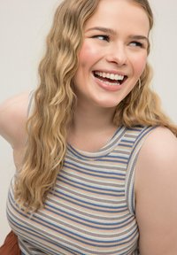 Studio Untold Top - gray