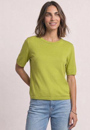 Street One High-rise barrel leg jeans in a loose fit - T-shirt basique - apple lime