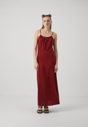 VILEA STRAP ANKLE DRESS - Vestito di maglina - haute red