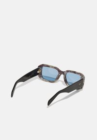 RETROSUPERFUTURE SAGRADO UNISEX - Sončna očala - roccia gray