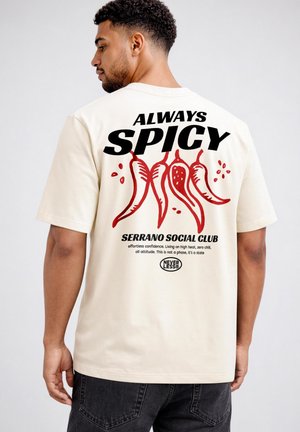 Neverless, HERREN T-SHIRT - ALWAYS SPICY - OVERSIZED RELAXED FIT SOMMER - T-Shirt print - hell-beige