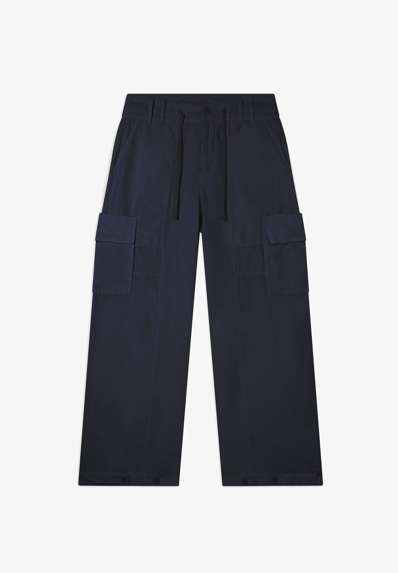 Les pantalons cargo navy présentent une coupe ample, une fermeture à bouton, une taille élastique et plusieurs poches latérales. Fabriqués en tissu léger.