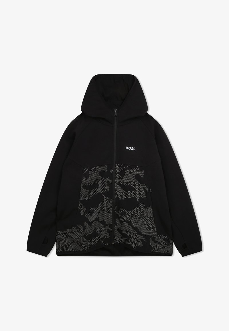 Sweat à capuche noir zippé avec capuche, trous pour les pouces sur les manches, motif camouflage gris sur la moitié inférieure avant, et logo "BOSS" sur la poitrine gauche.