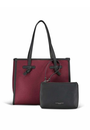 Bordeaux tote bag met zwarte leren accenten en handvatten, met binnenste strikjes. Inclusief een bijpassende zwarte met rits sluitbare tas.