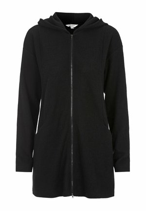 Svart zip-up hoodie med långa ärmar, tillverkad av texturerat material. Den har en framzipper och två sidofickor. Enkelt och funktionellt design.