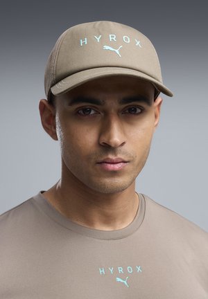 Puma, PUMA X HYROX TRUCKER CAP UNISEX - Καπέλο - mouse gray