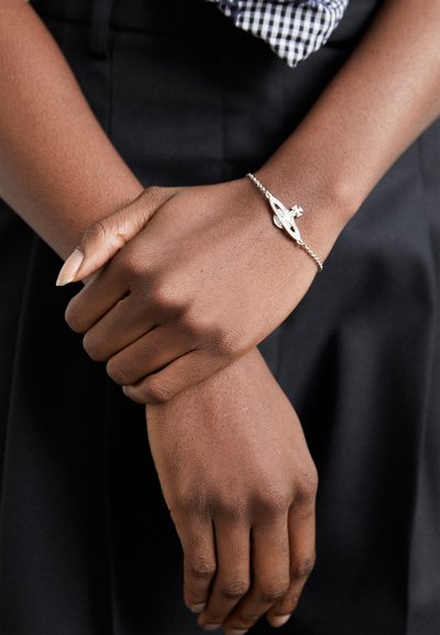 Vivienne Westwood MINI RELIEF CHAIN BRACELET - Βραχιόλι - silver-coloured