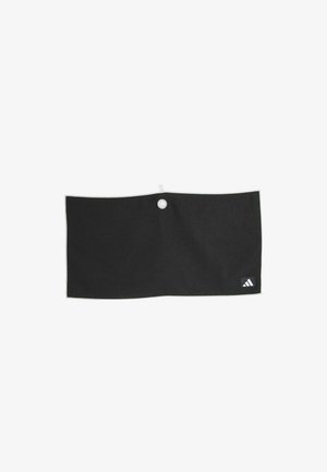 Czarny prostokątny ręcznik sportowy z logo Adidas i małym okrągłym otworem blisko górnego środka do zawieszenia.