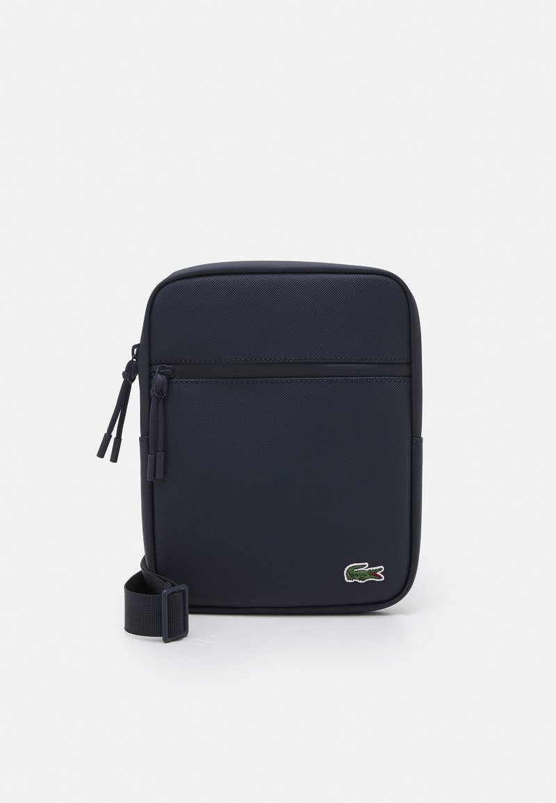 Lacoste FLAT CROSSOVER BAG UNISEX - Skulderveske - light adriatic blue
