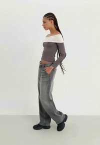 Even&Odd Pikkade varrukatega topp - dark grey/white