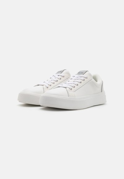 GCDS BUCKET UNISEX - Sneaker low - optic white