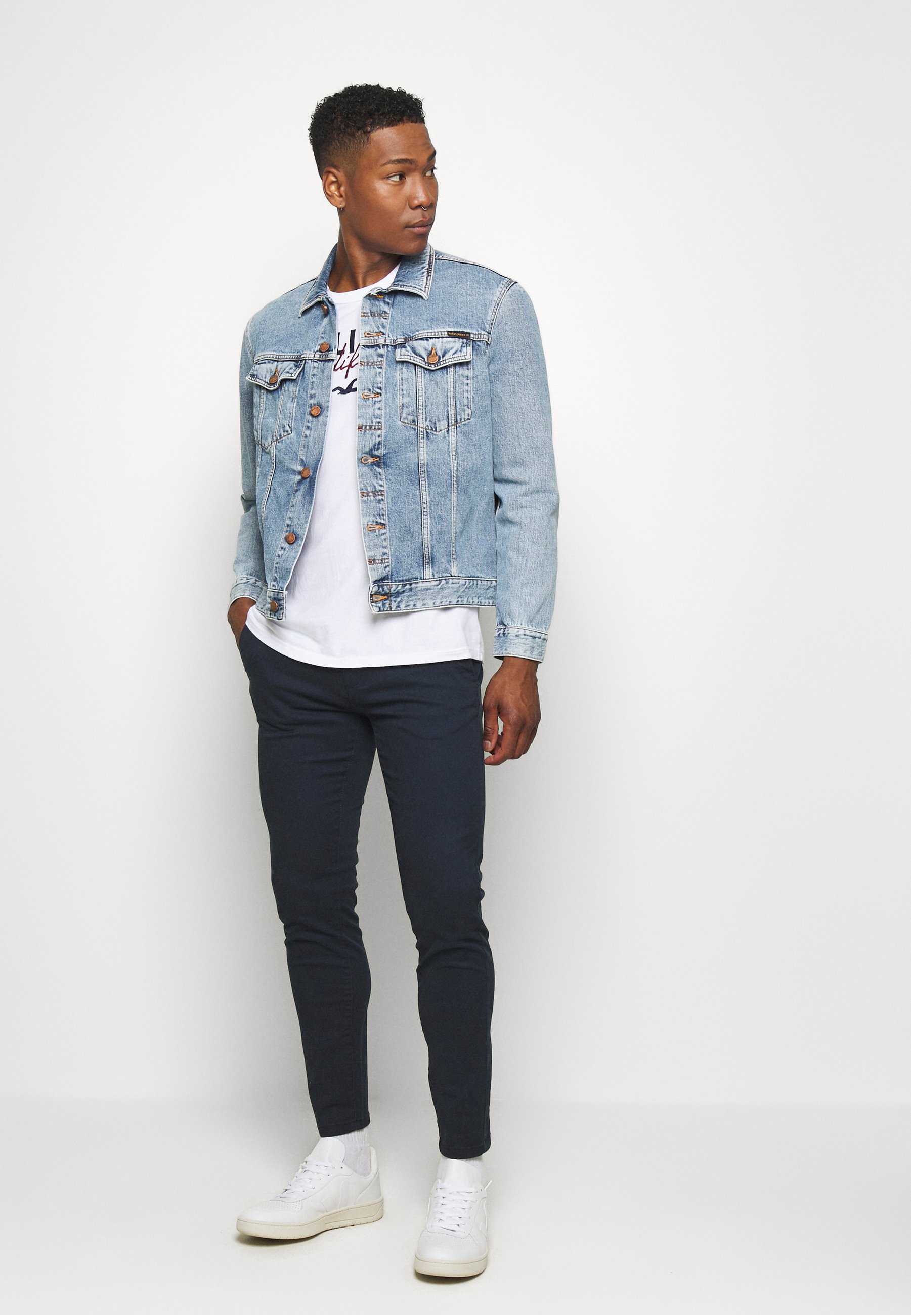 Burton Menswear London Chinos navy Zalando.no Burton Menswear London Jeansshorts - blue