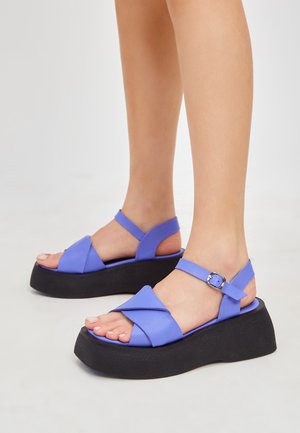 Sandali con plateau - blue