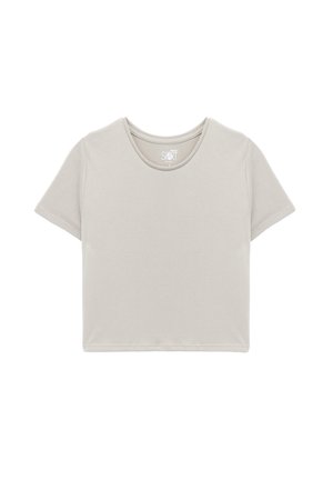 T-shirt cropped a maniche corte in cotone grigio chiaro con scollo rotondo e texture morbida. Include un'etichetta del marchio all'interno del colletto.
