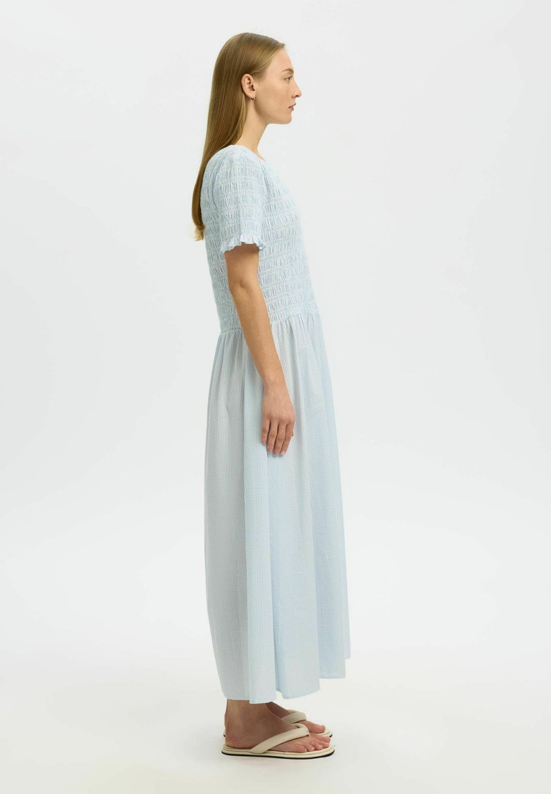 Selected Maxi dress - cashmere blue/light blue