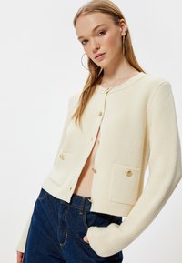 Koton BUTTONED - Strickjacke - white