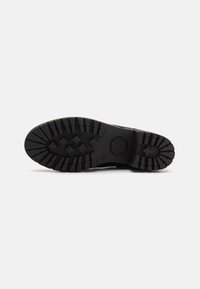 Panama Jack Botines con plataforma - black