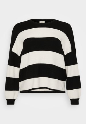 Pulover od pletiva s crno-bijelim prugama, okruglog izreza, dugih rukava, rebrastim manžetama i mekom teksturom, s izmjeničnim širokim prugama.