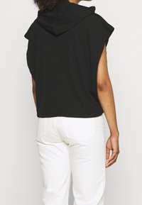 Trendyol T-shirt - bas - black