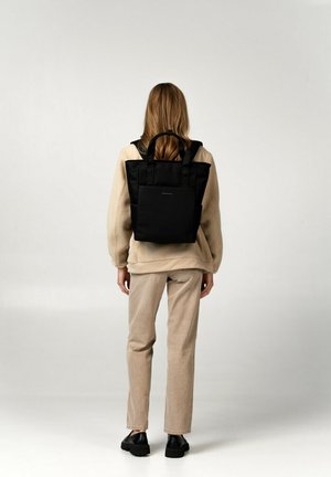 LINDBY - Rugzak - all black