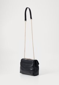 Sac Bandoulière Homme SID & VAIN Brighton - Cuir Véritable Fait Main - Pochette Ordinateur 42cm - Marron