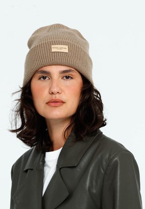 Bickley+Mitchell Muts - beige