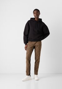 Marc Cain Broek - milk coffee