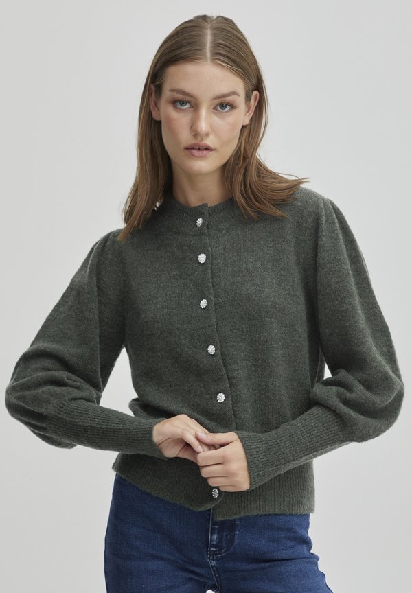 PZASTRID - Cardigan - mountain view - Main Image