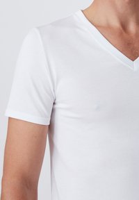 Damart COL V CLIMATYL - T-shirt basic - White