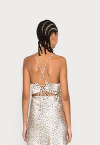 Gina Tricot SCARF COWLNECK SINGLET - Top - wave leo