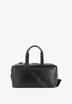 Bolsa de viaje de cuero negro con asas dobles y correa de hombro ajustable. Presenta un bolsillo con cremallera y una textura suave.