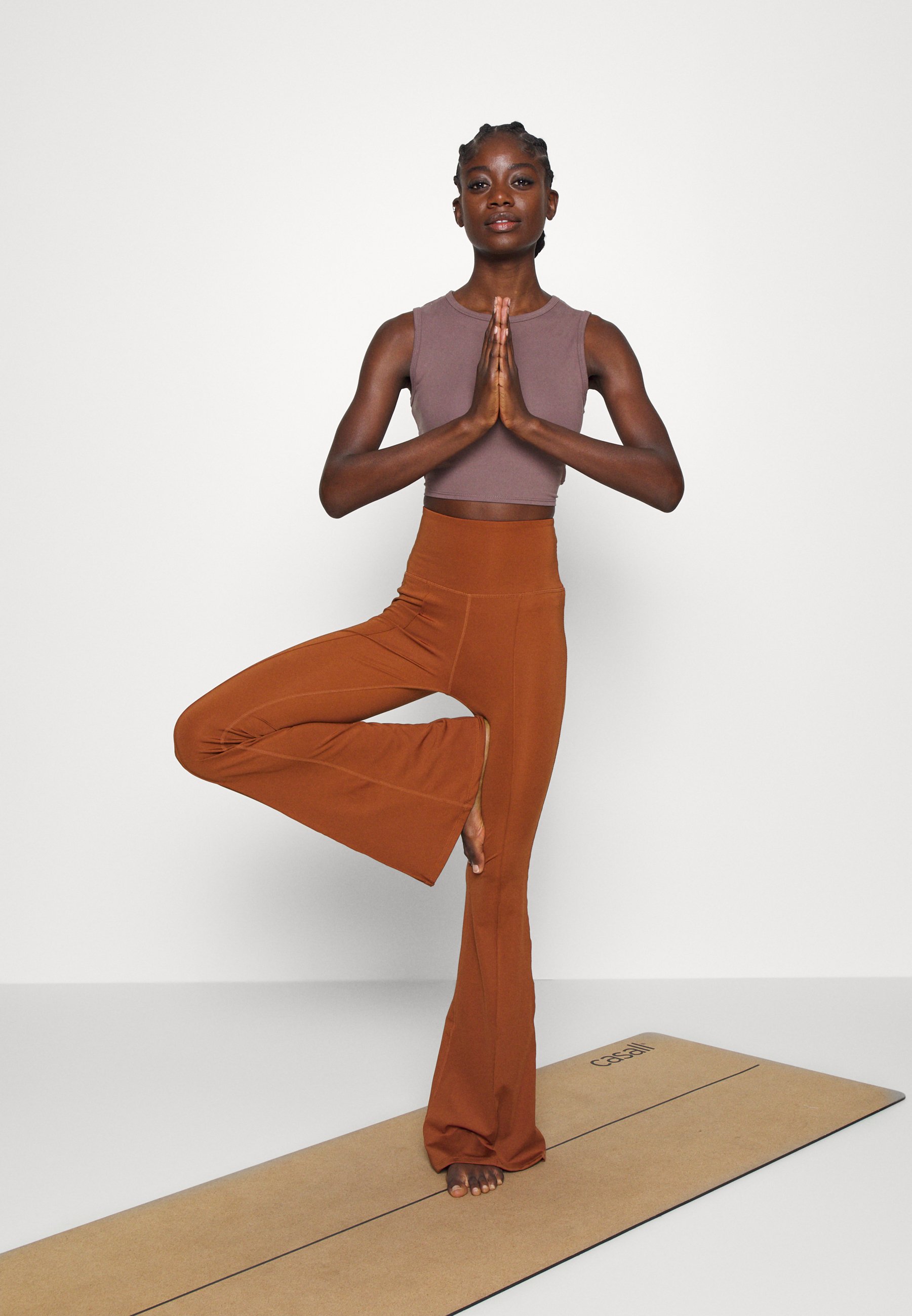 Cotton On Body CONTOURING YOGA FLARE 