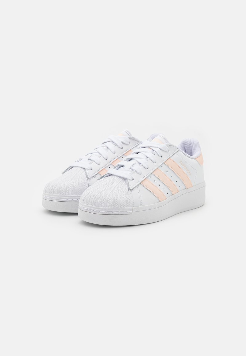 adidas Originals SUPERSTAR - Sneaker low - footwear white/bliss orange/weiß