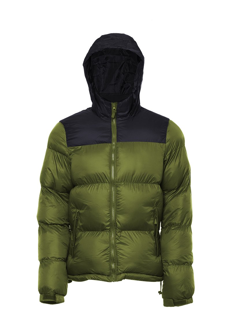 Giacca a vento verde con cappuccio nero, chiusura con zip sul davanti e due tasche laterali. Presenta un design trapuntato e polsini elasticizzati per garantire calore.