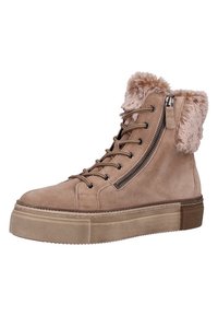 Beige Wildleder-Hochtop-Sneaker mit dicker Sohle, seitlichem Reißverschluss, Schnürung und weichem Futter am Knöchelkragen.