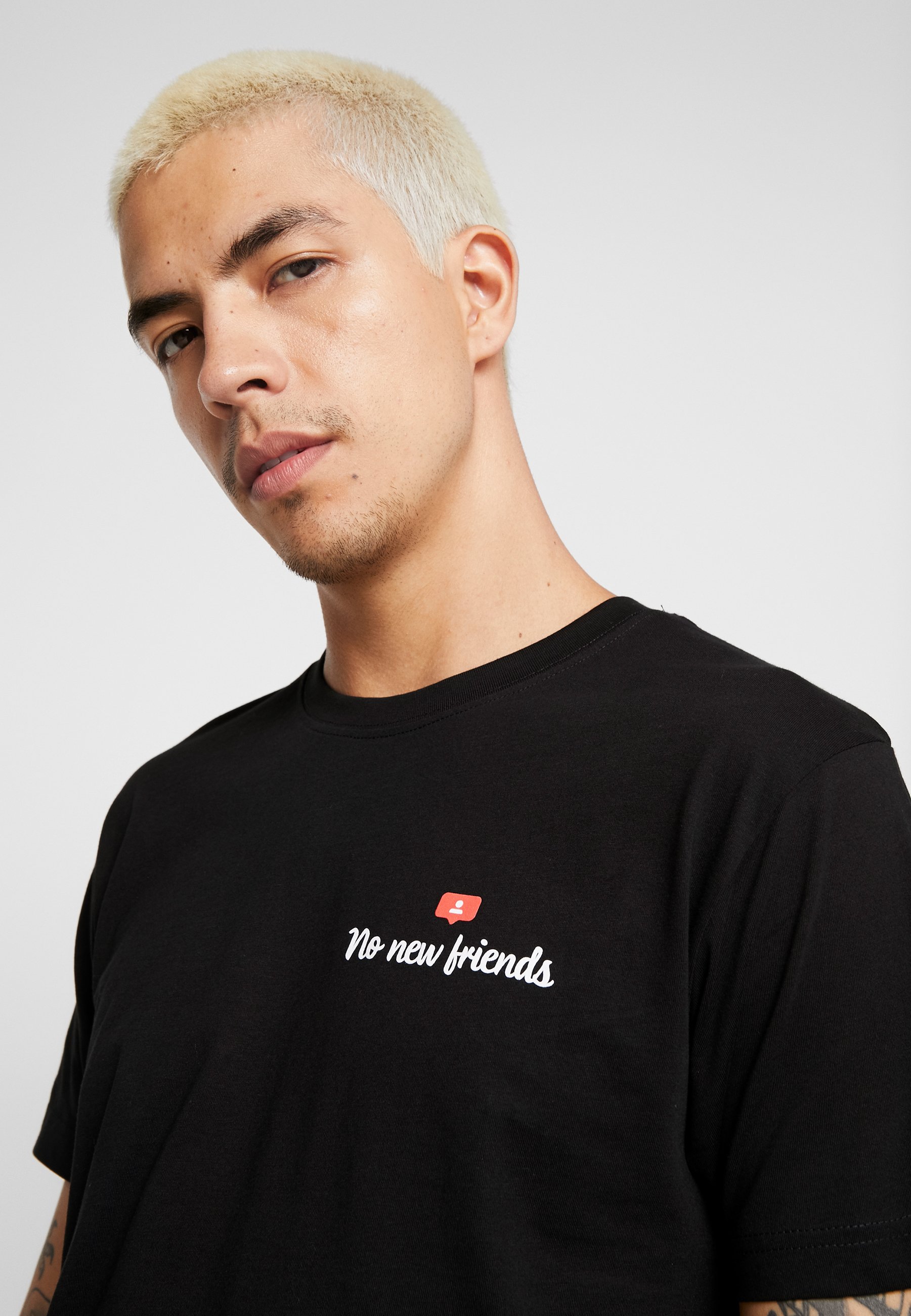 FRIENDS TEE - Print T-shirt - black 