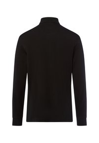 Czarna koszula polo z długim rękawem, wykonana z miękkiego materiału, z delikatnym kołnierzykiem i ściągaczami na rękawach. Prosty design, bez wzorów ani akcentów.