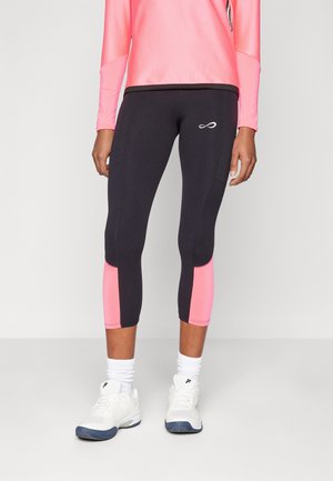 LIFT - 3/4 ilgio sportinės kelnės - black/bright coral