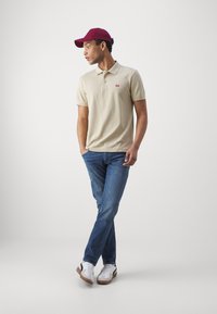 Levi's® Polo shirt - fields of rye