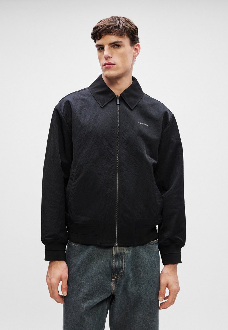 Calvin Klein COLLARED REVERSIBLE - Lehká bunda - black