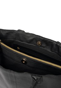 RE:DESIGNED FAFALI - Håndtasker - black