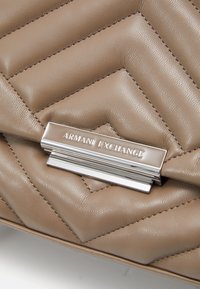 Armani Exchange BORSA TRACOLLA - Rankinė per petį - dark pisco