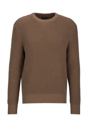 Brauner, gestrickter Pullover mit langen Ärmeln und Rundhalsausschnitt, mit strukturiertem Muster sowie gerippten Bündchen an Ärmeln und Saum, auf weißem Hintergrund dargestellt.